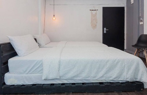Wang Burapha Phirom House | Boho Twin Room with breakfast