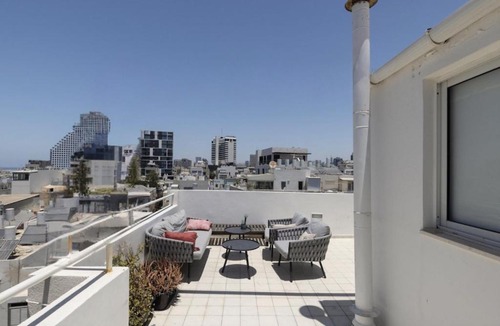 Kerem HaTeimanim Apartment | Boho Vibe - Penthouse