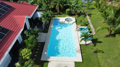 Lila Bed & Breakfast | Bohol White House Bed & Breakfast