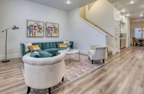 Veterans Park Condo | Boise Urban Adventure Gem | Sleeps 15