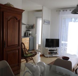 Cambo-les-Bains Apartment | BOKATEA