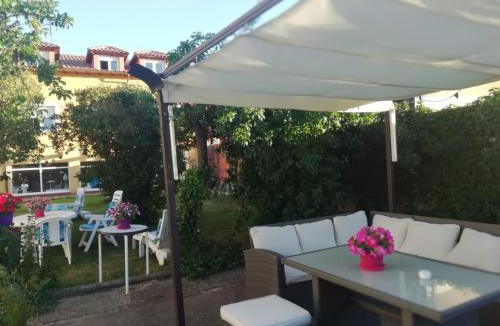 Carbajal de la Legua House | Boleta A 5 minutos de León, casa con jardín