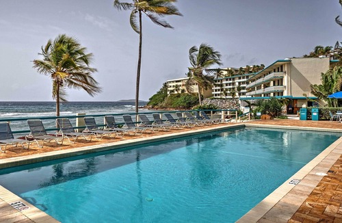 Estate Bolongo Condo | Bolongo Bay Oceanfront Condo w/ Community Pool!