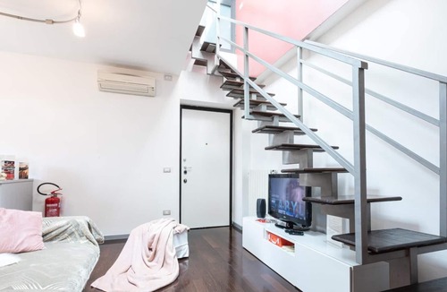 Bullona Apartment | Bolt Split Level Terrace - Top Collection