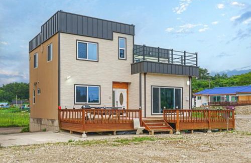 Jumunjin-eup House | Bom