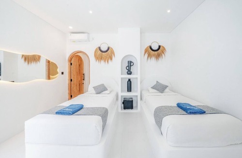 Uluwatu Hotel | Bombora Surf Camp
