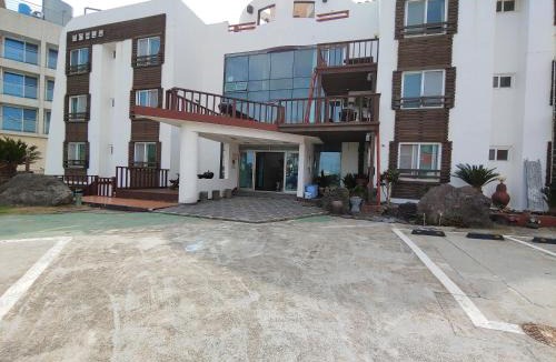 Seongsan House | Bomulsum