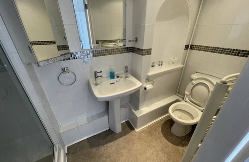 Lowestoft Bed & Breakfast | Bon-ami