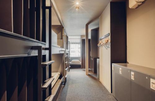 Shikitsuhigashi Hostel | BON Hostel