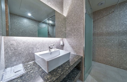 Gupo Hotel | BON Hotel