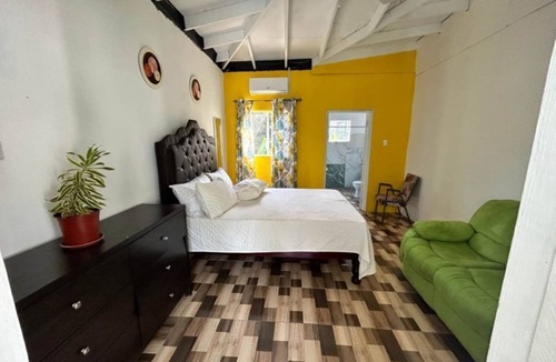 Ewarton House | Bonaire Suite