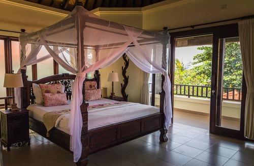 Bondalem Hotel | Bondalem Beach Club