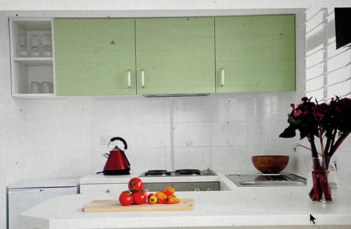 Bondi Apartment | bondi beach studio 8 balcony rooftop pool, aircon, walk to beach, restaurants