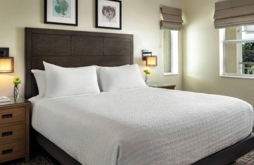Estero Resort | Bonita Springs Resort Stay with Lazy River, Pools & Spacious 2BR Villa
