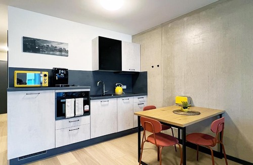 Wachtberg Apartment | bonquartier Design Apartment mit Balkon, Parkplatz