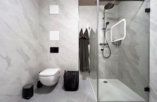 Wachtberg Apartment | bonquartier Design Apartment mit Balkon, Parkplatz