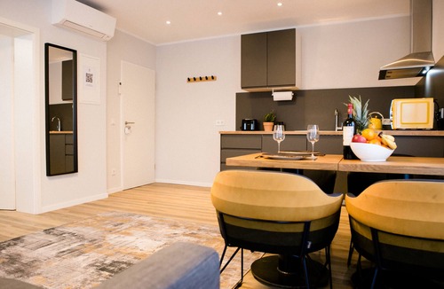 Sankt Augustin Apartment | bonquartier|LUXAPT#2-Selfcheckin/Kü/AC/Prkn/SBahn