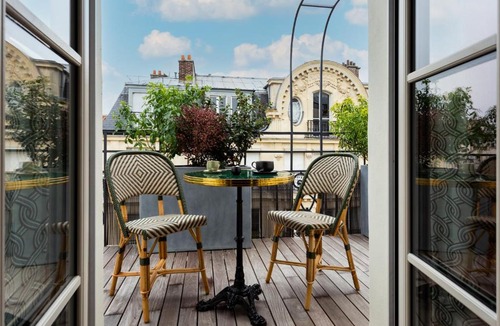 6th Arrondissement Hotel | Bonsoir Madame