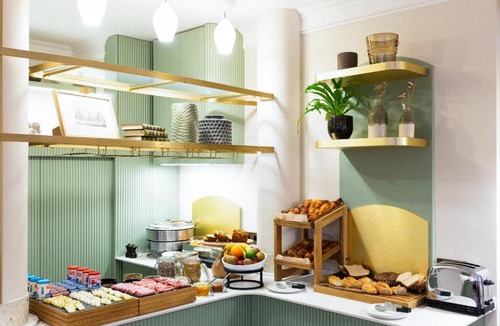 6th Arrondissement Hotel | Bonsoir Madame