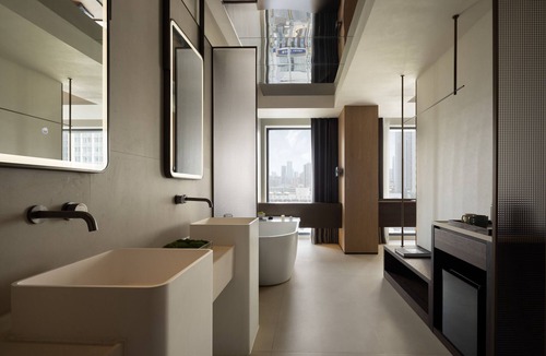 Fu Rong Hotel | Book'in Hotel