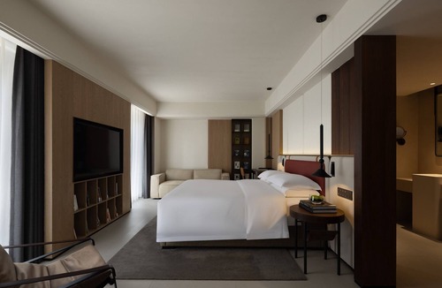 Fu Rong Hotel | Book'in Hotel