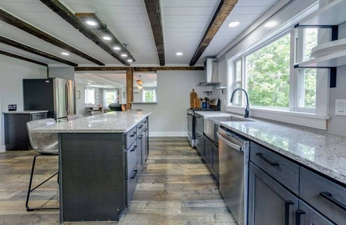 Himrod House | Boondock Retreat, pet friendly 4 bedroom home with EV charger