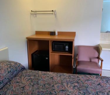 Middlesboro Hotel | Boone trail inn