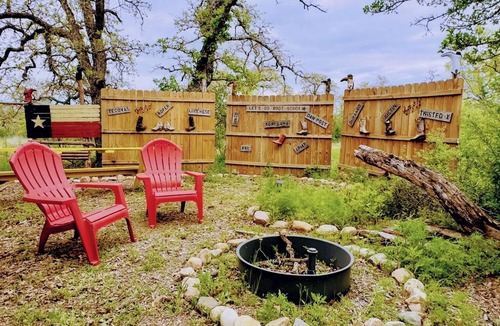 Voca Cabin | Boot Scootin' Boogie Cabin in Castell, TX - Texas Hill Country and Llano.