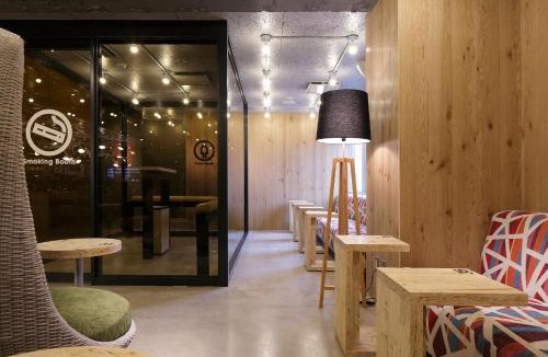 Kabukicho Hotel | Booth Netcafe & Capsule