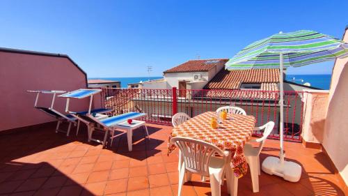 Old Town Apartment | Bordonaro Sunset