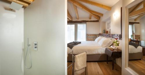 Neive House | Borgese Camere e Suites
