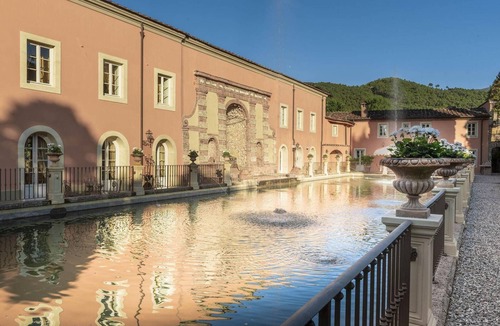 Badia Cantignano Villa | Borgo Bernardini .