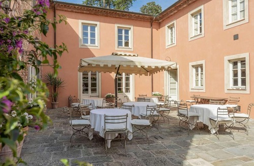 Badia Cantignano Villa | Borgo Bernardini .