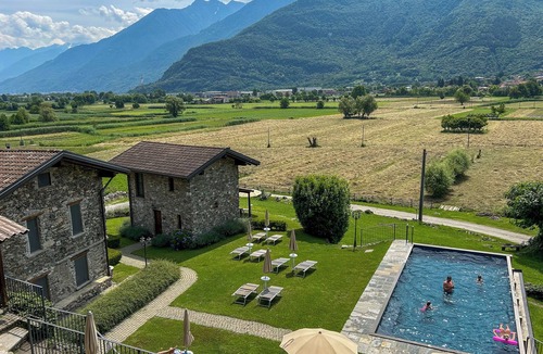 Colico Apartment | Borgo Erbiola Rosa Rustico Holiday Apartment with Pool