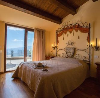 Castelmola House | Borgo Medievale