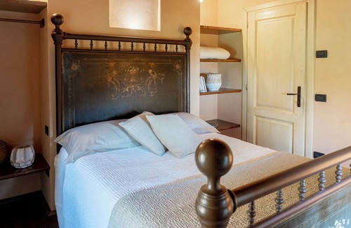 Gardola House | BORGO PARADISO - Charming 6-bedroom, 18 guests mas immersed in 15 acre parkland