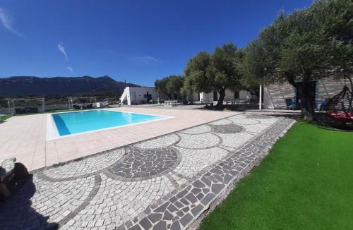 Dorgali Hotel | Borgo Rurale Cares