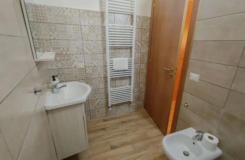 Baselice Bed & Breakfast | Borgo Sciugolo - Azalea Room