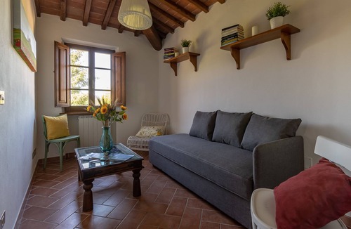 Amorosa House | Borgo Terrosi