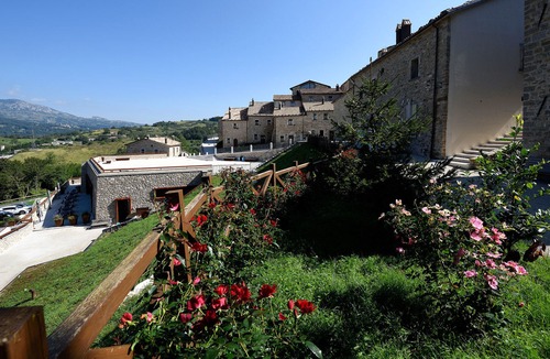 Castel del Giudice Hotel | Borgotufi Albergo Diffuso