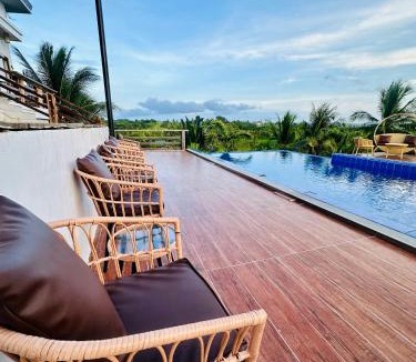 Pilar House | Borjs Mountain Mist
