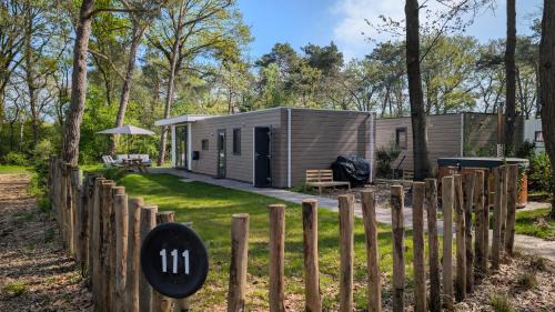 Windesheim Villa | Boslodge Het Groene Hert met Hottub