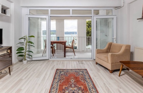 Sariyer Apartment | Bosphorus View Dreamy Mansion Right by Sea