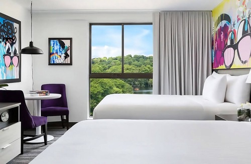 Lower Allston Hotel | Boston Getaway! Short Drive to Fenway Park, TD Garden, New England Aquarium!