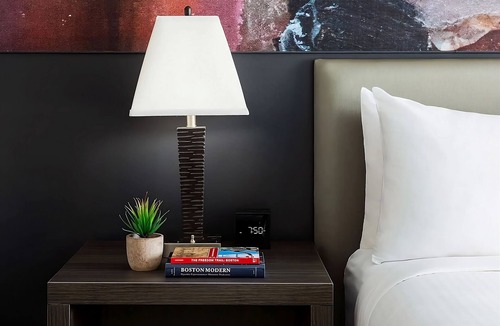 Lower Allston Hotel | Boston Getaway! Short Drive to Fenway Park, TD Garden, New England Aquarium!