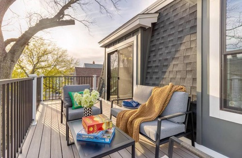 East Somerville Apartment | Boston Style 2BR2BTH/Near Boston + New Build