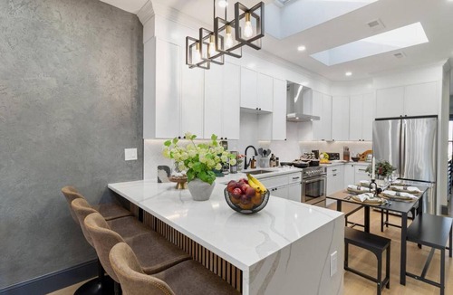East Somerville Apartment | Boston Style 2BR2BTH/Near Boston + New Build