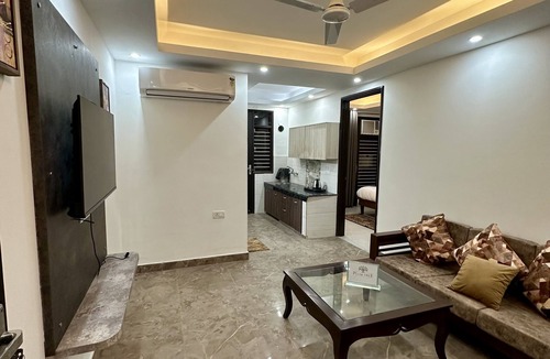 Gurugram Apartment | Botanical Oasis on Golf course road