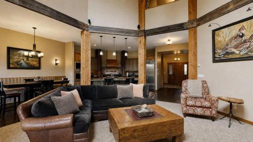 McCall House | BOTHR Steelhead