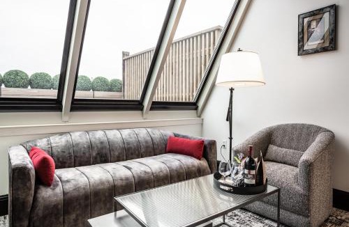 Downtown Indianapolis Hotel | Bottleworks Hotel
